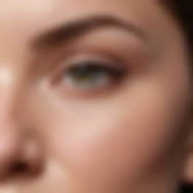 Pore Minimizing Primer Texture Close-up of a pore minimizing primer on a smooth surface